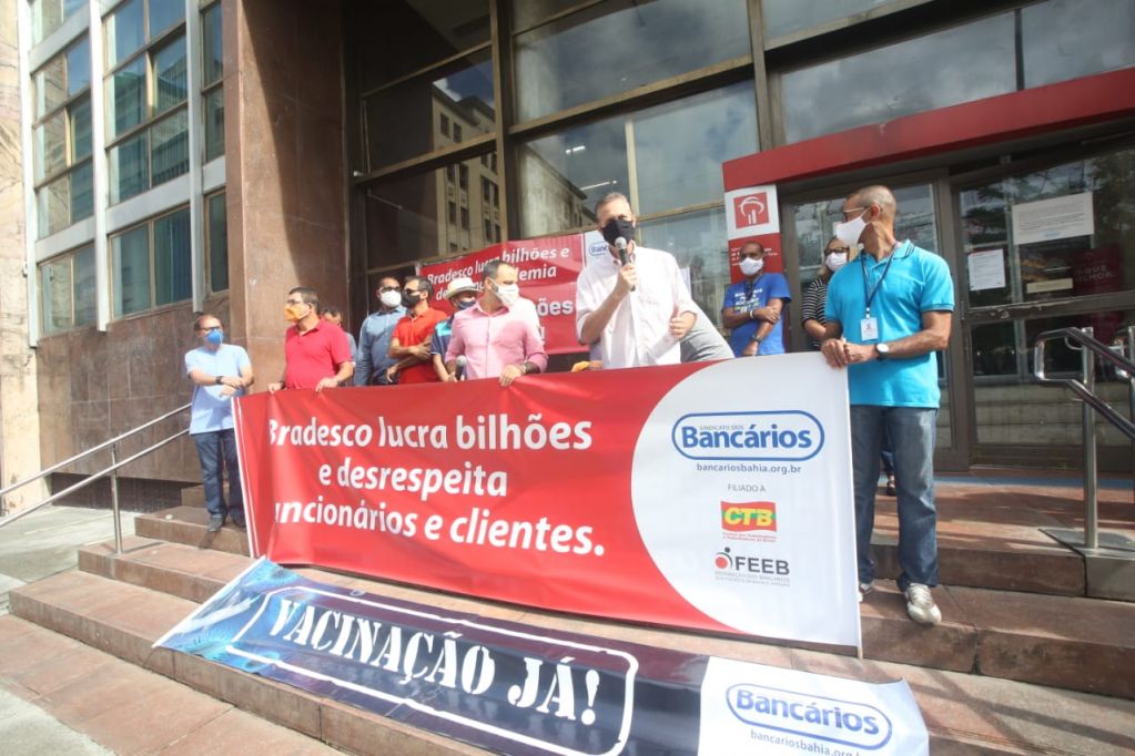 06.05.21 protesto bradesco salvador 2 2d571