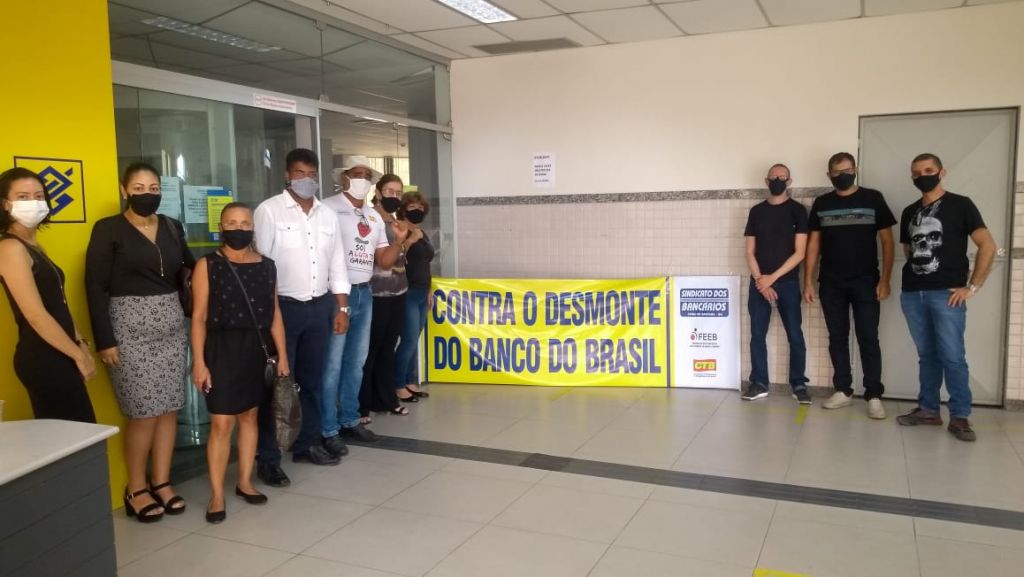 10.2.21 paralisacao bb feira e9841