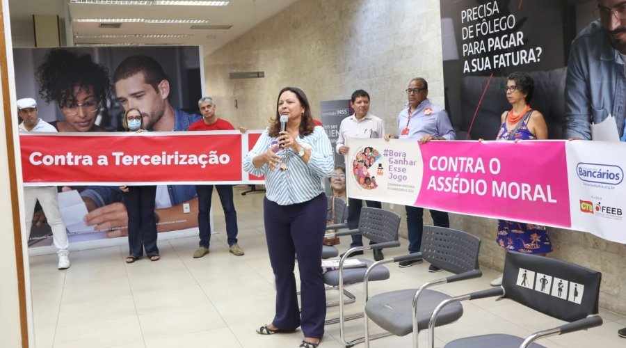 19.10.22 ato santander a terceirizacao ae833