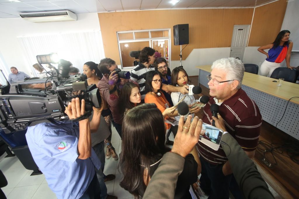 19 conferencia entrevista requiao 2 bc3a9