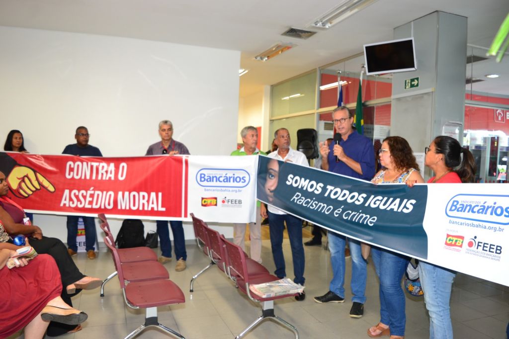 6.3. 24 protesto racismo bradesco neto dc141