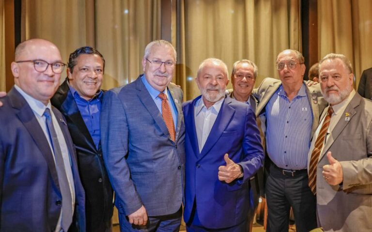 2023 adilson e lula onu c3acf