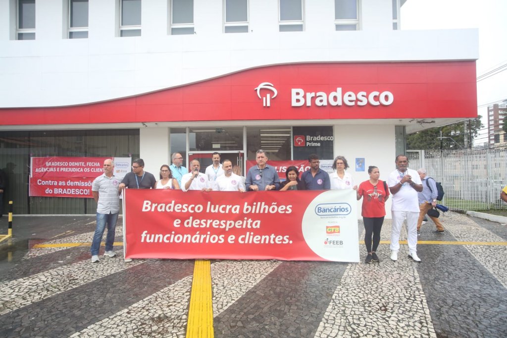 30.8.24 paralisacao bradesco ssa 2 c5098