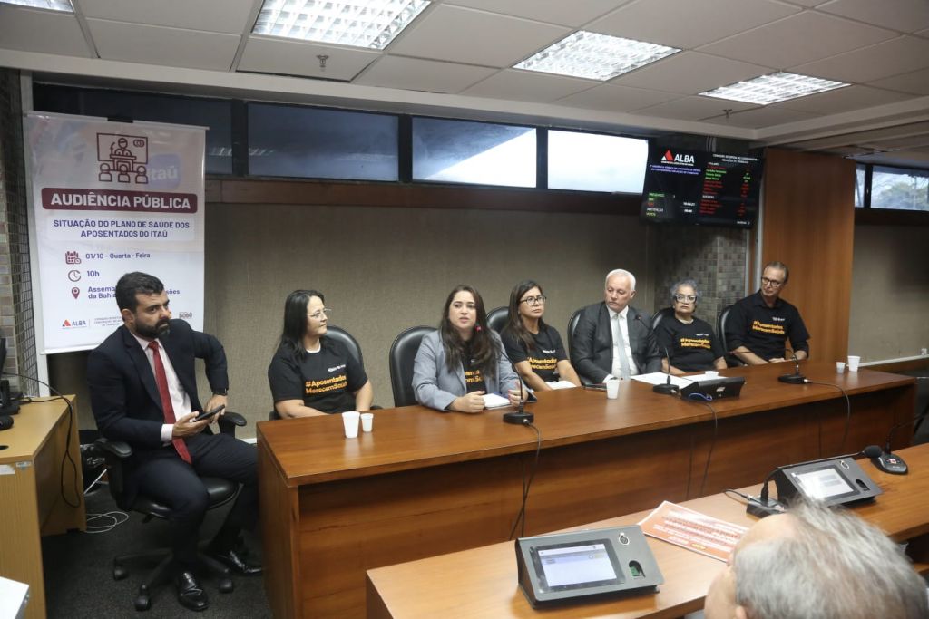 1.10 audiencia alba luciana ce23a