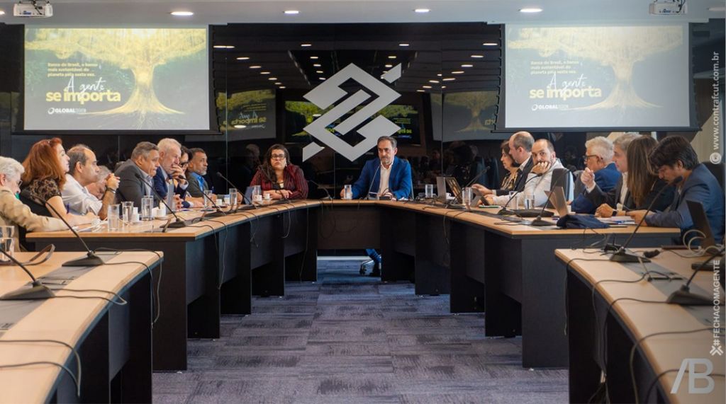 13.5 mesa sobre a cassi c912d