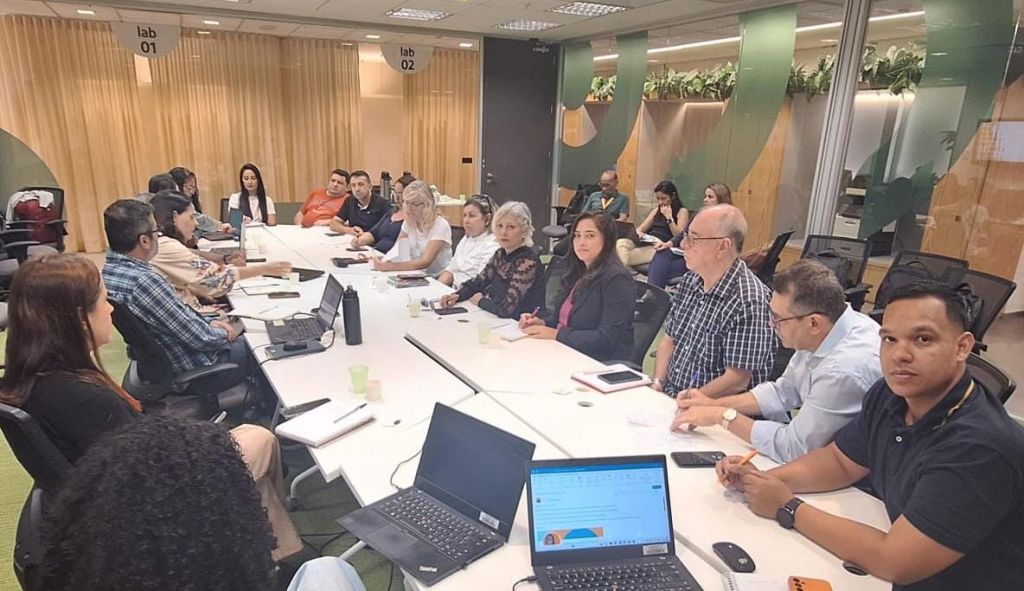 18.11 negociacao itau d90db