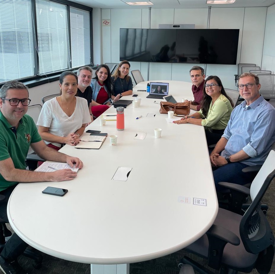 20.8 reuniao itau 5c7f0