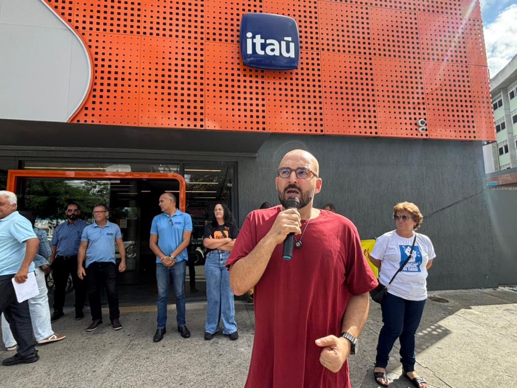 10.4 proteto itau em feira 3 bdbfc