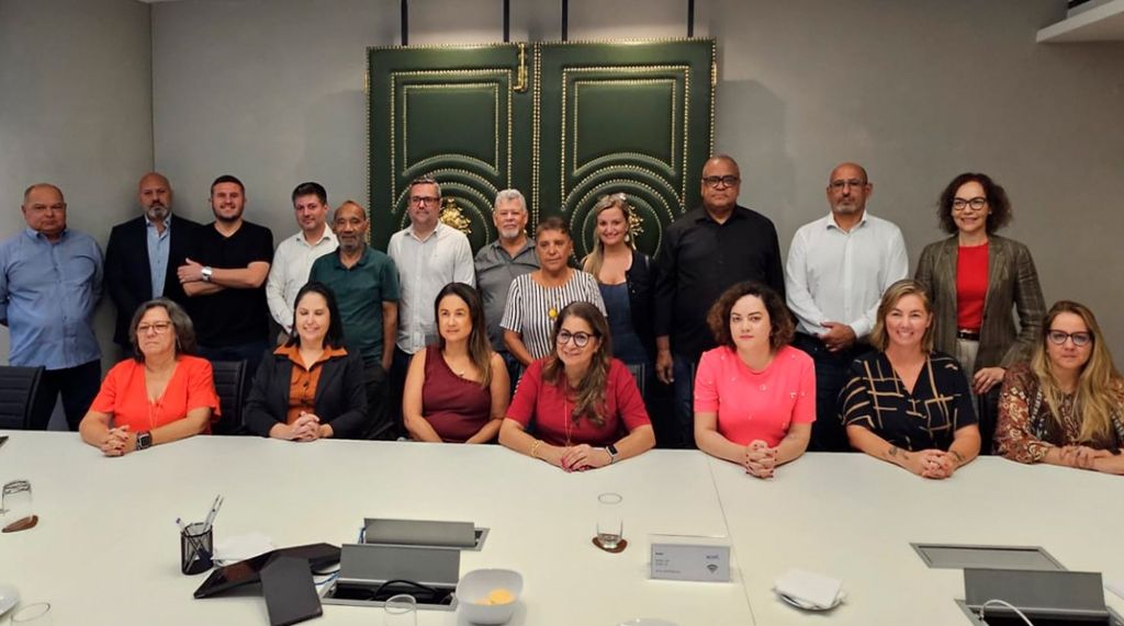 17.3 negociacao financiarios 2ef65