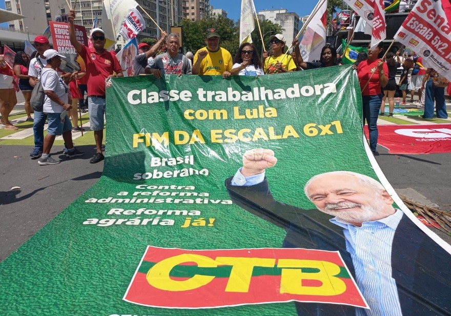 fim da escala 6x1 lula 23521