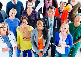 trabalhadores sorrindo 9aedd