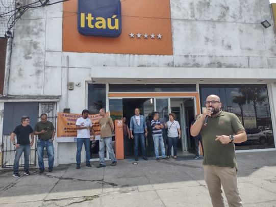30.3.23 feira protesto itau fechamento bb4d8