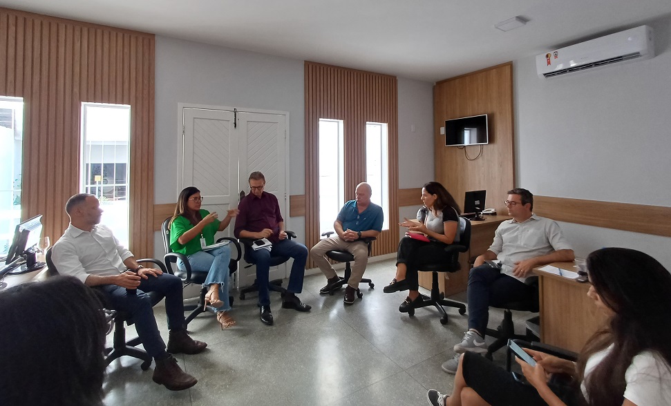 5.12 reuniao itau 2 8735a