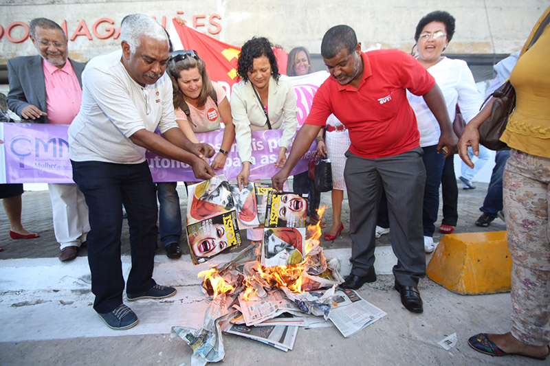 Protesto IstoÉ