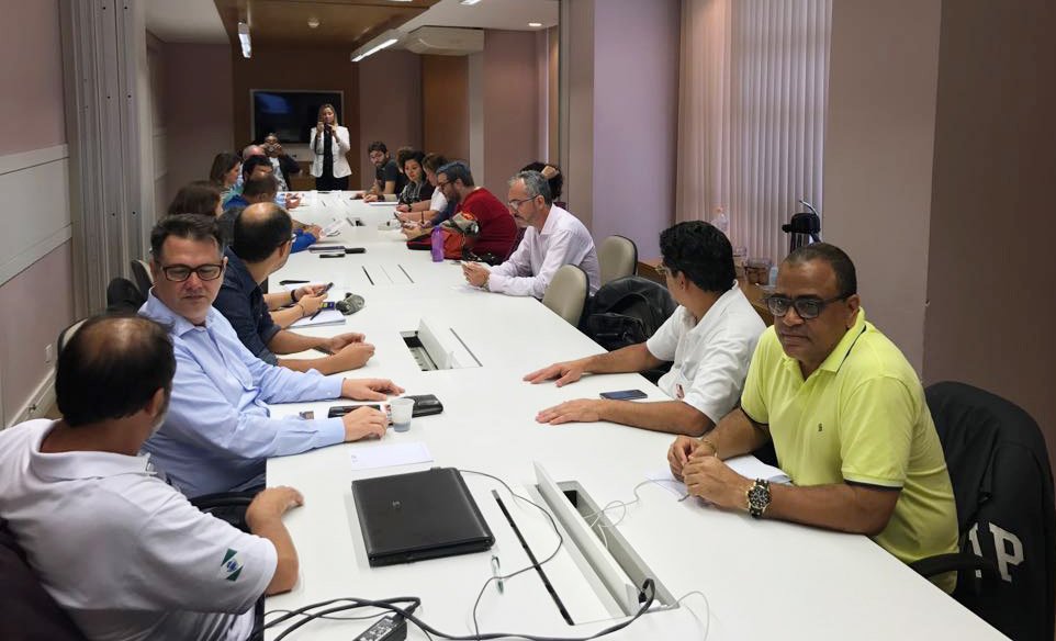 Reuniao Midia 09296