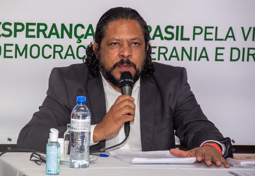 adilson araujo eba77