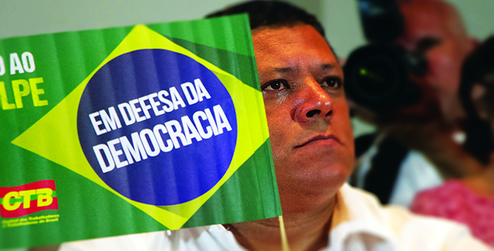 adilson democracia 22038