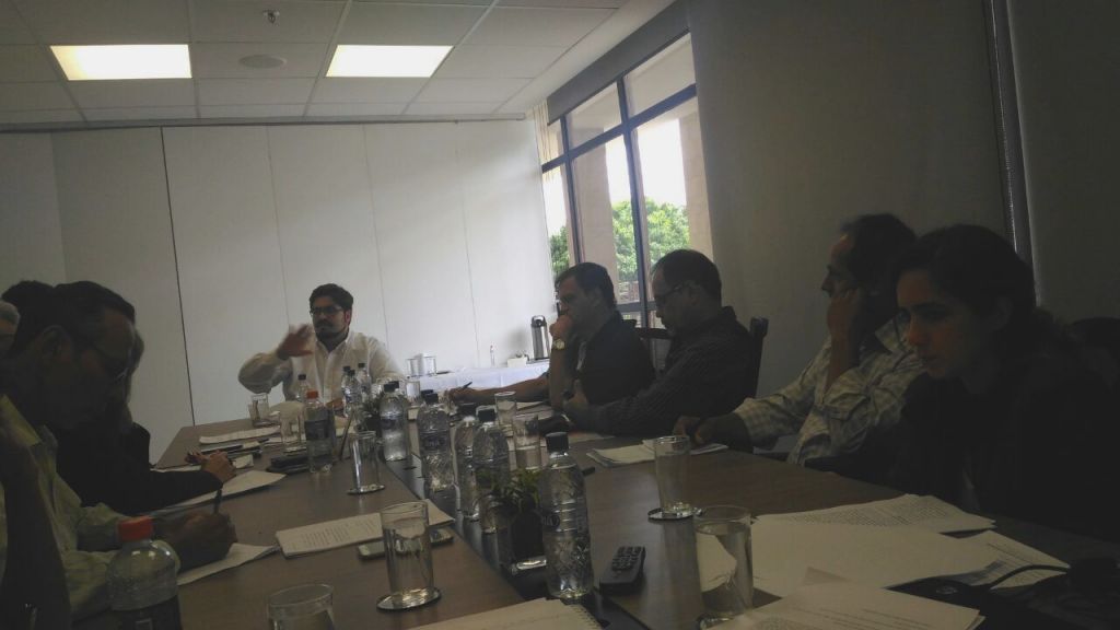 cee caixa reuniao fb5b5