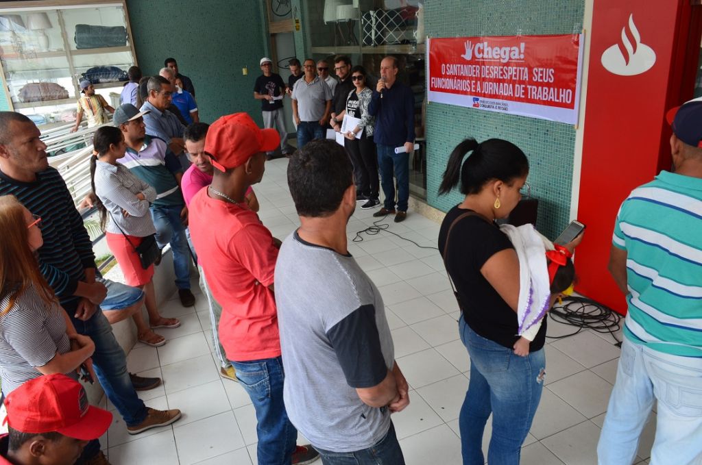 conquista protesto santander 2 e3d09