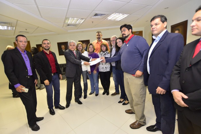 entrega minuta caixa 2016 4b12e