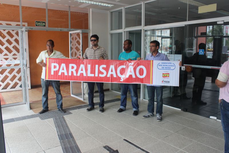 hsbc lauro de freitas