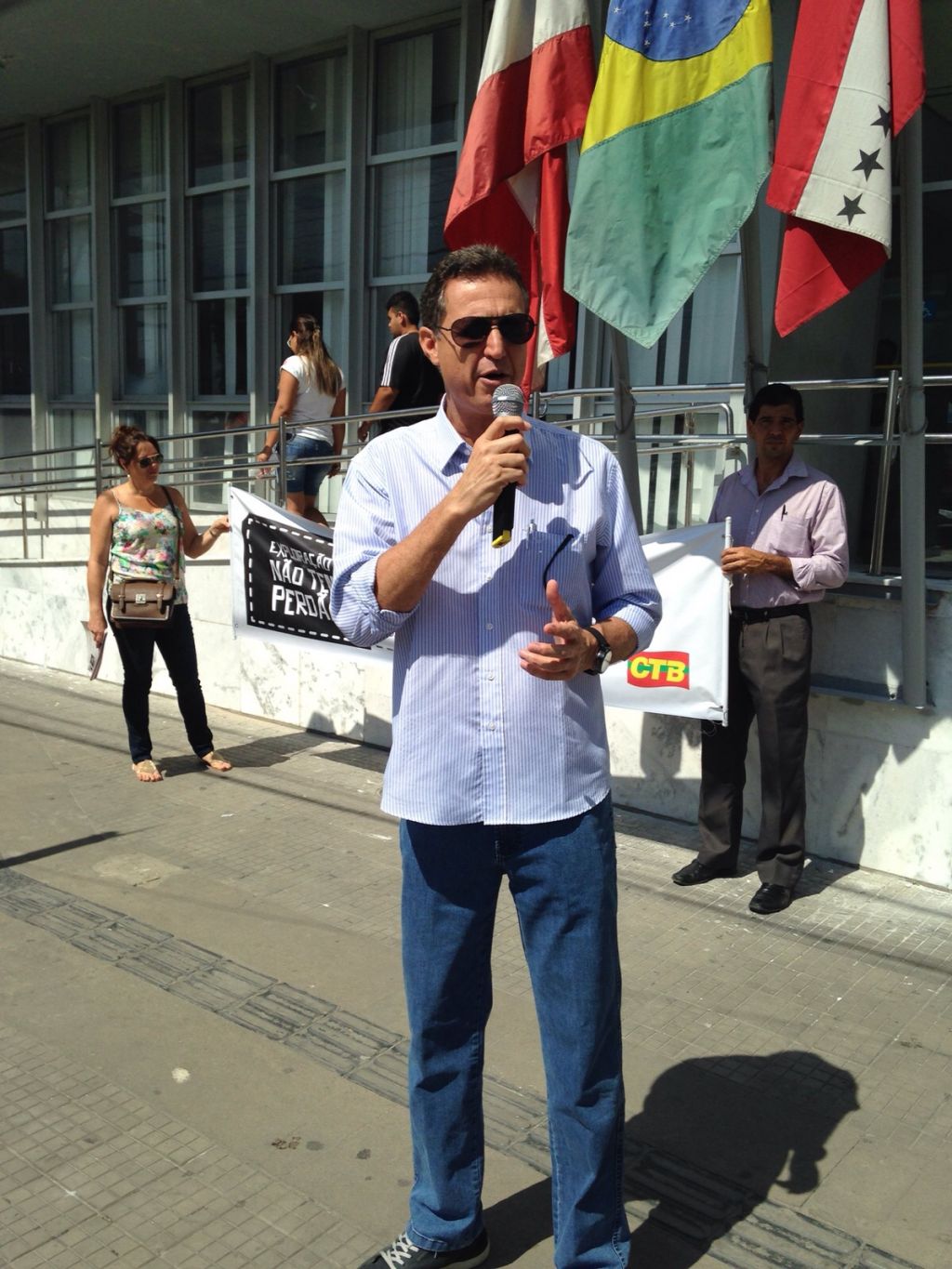 manifestaçao jequie 5