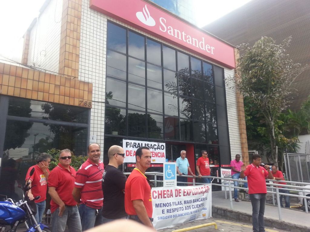 protesto santander feira