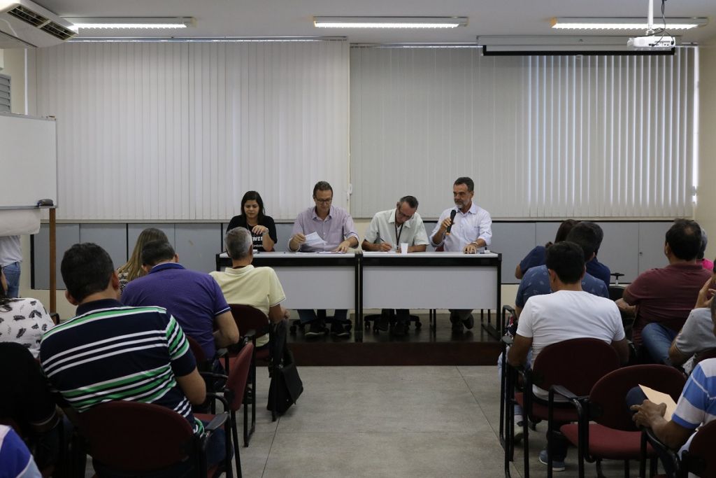 reuniao de diretoria Daniel f0405