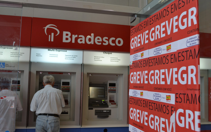 Greve Bradesco Foto Joao Ubaldo 03 10
