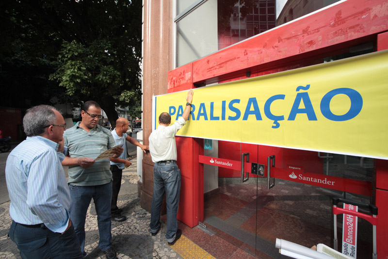 Manifestacao Santander
