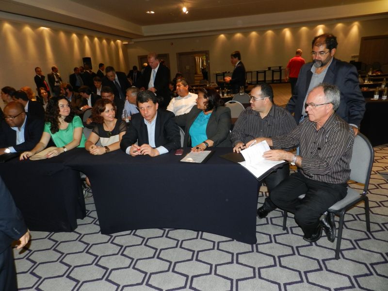 acordo-assinatura-fenaban