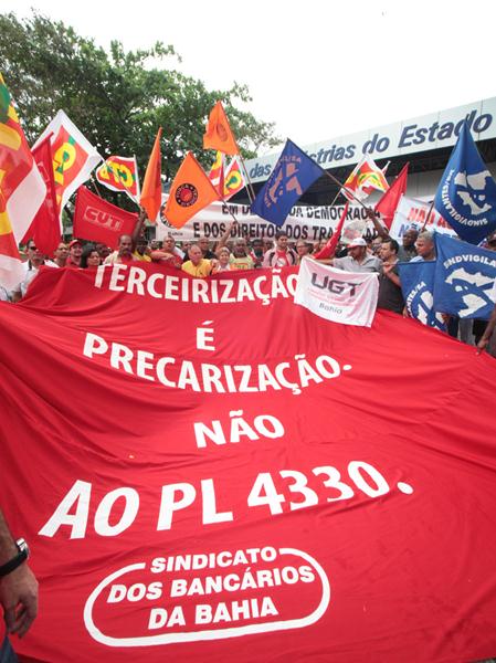ato contra terceirizacao mp 15