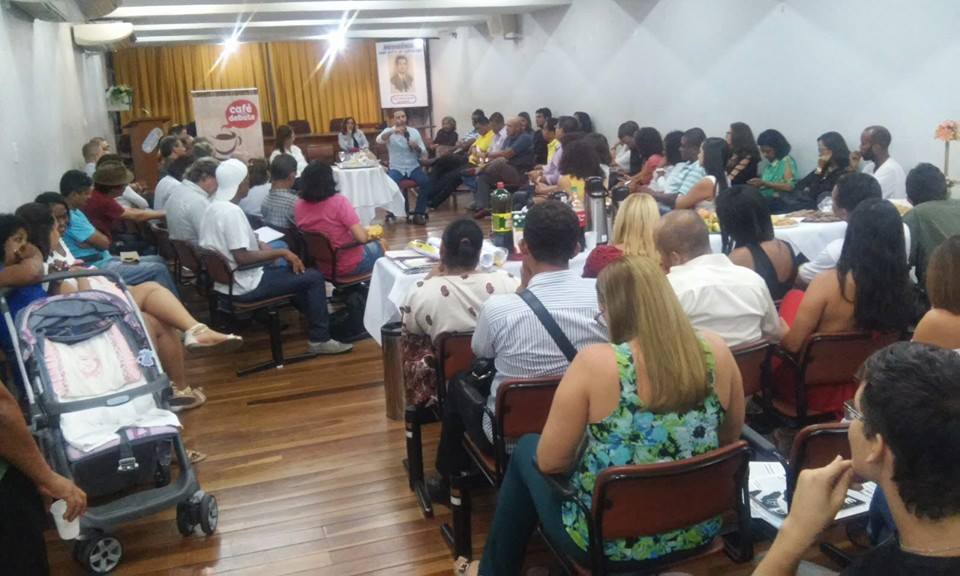 cafe-debate-reforma02