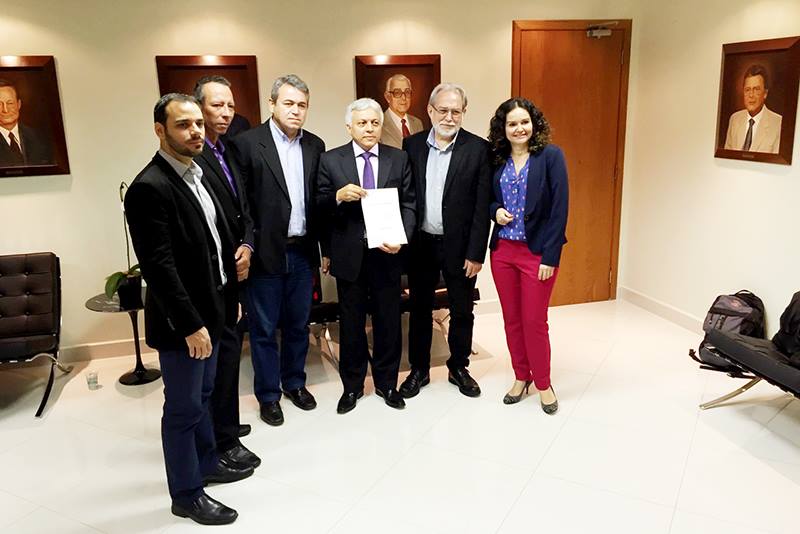 entrega minuta caixa 2015