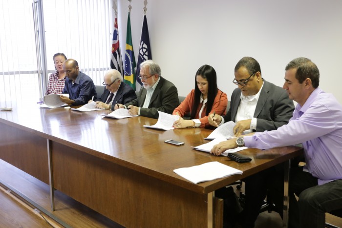 assinatura convencao financiarios 4985f