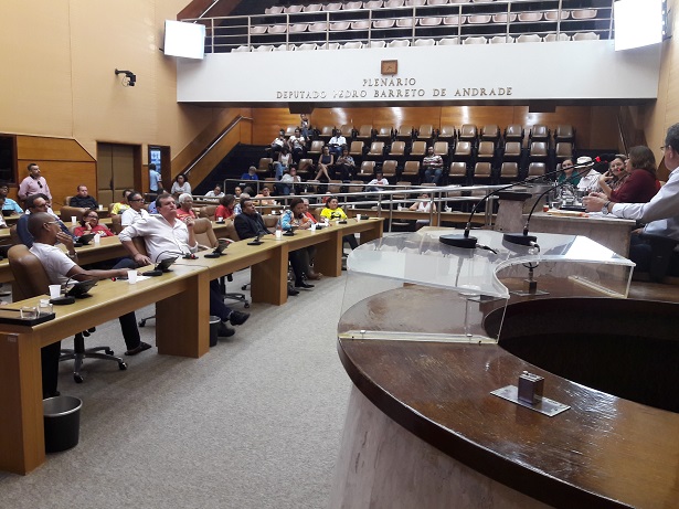 audiencia alese 25 6 efa74