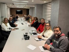 COE cobra ampliação de direitos na primeira negociação com o Santander 14.7.26 1 negociacao santander 16e34