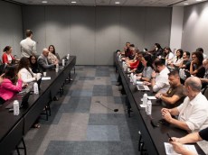 Saúde Caixa: banco insiste em proposta que gera perda aos empregados 14.8.26 6 negociacao caixa 66d2b