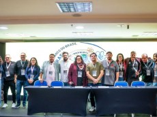 36º CNFBB começa com defesa do papel público do Banco do Brasil 36 cffbb mesa 1 0a3ed