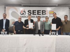 Convenções aditivas garantem direitos dos bancários na Bahia e Sergipe 8.10.26 assinatura aditiva base cdff6