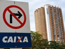 O que o Brasil pode perder sem uma Caixa pública Ccaixa placa proibido virar a direita jpg bd3a5