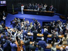 Fim da escala 6x1 é uma vitória dos trabalhadores brasileiros fim da escala 6x1 senado 06192